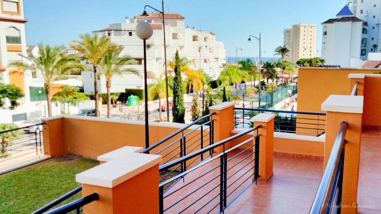 Cozy Overlooking Estepona's Marina! Apartament *
