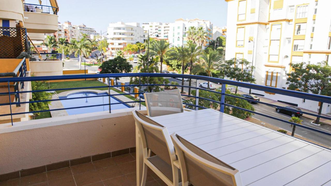 Cozy Overlooking Estepona's Marina! Apartament *