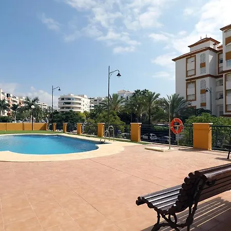 Cozy Apartment Overlooking Estepona'S Marina! Exterior photo